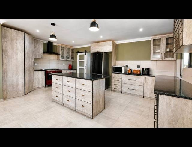 FARM FOR SALE IN OLIVE HILL